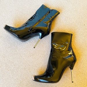 NEW Giuseppe Zanotti leather black booties 37.5